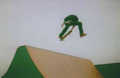 Keywords: skateboard