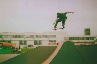 Keywords: skateboard