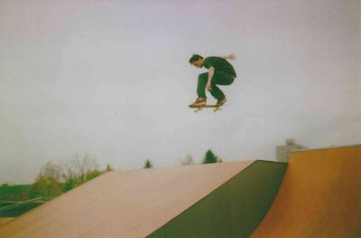 Keywords: skateboard